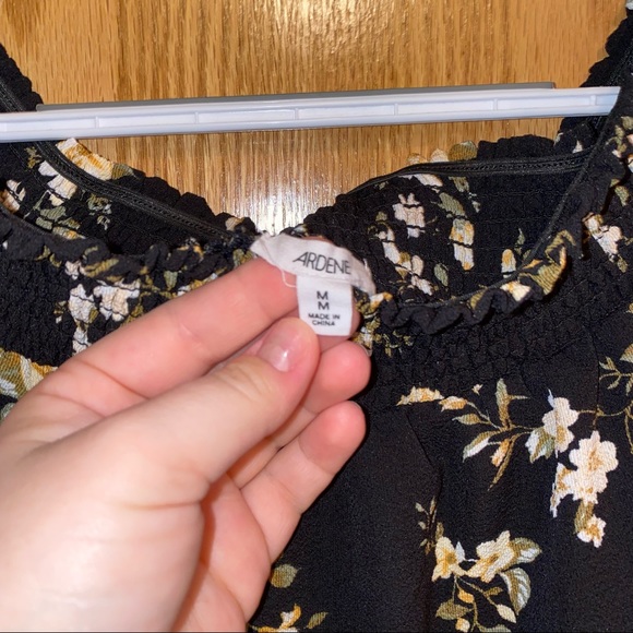 Cropped floral blouse - Picture 2 of 3